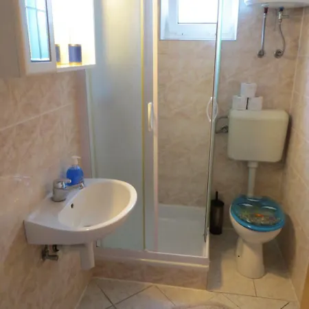 Apartman 2 Bedroom Ap., Sea View & Sandy Beach! *